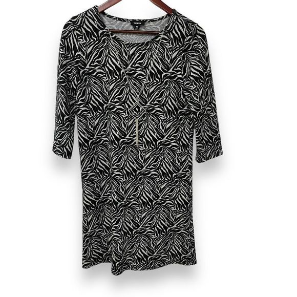 Tacera black and cream 3/4 sleeve dress with removable necklace size small - Picture 1 of 12